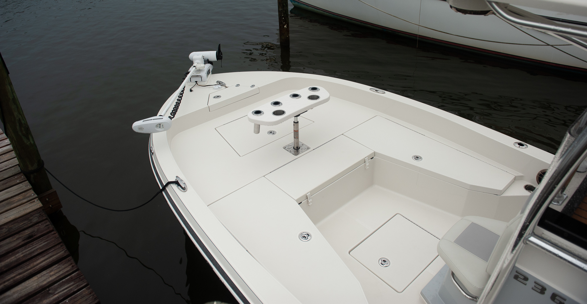 Bow Rocket Launcher for bay boats Bow Rocket Launcher for Bay Boats